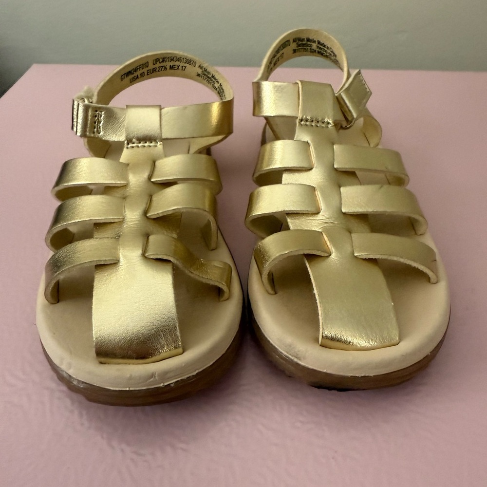 Wonder Nation Gold Kids Sandals